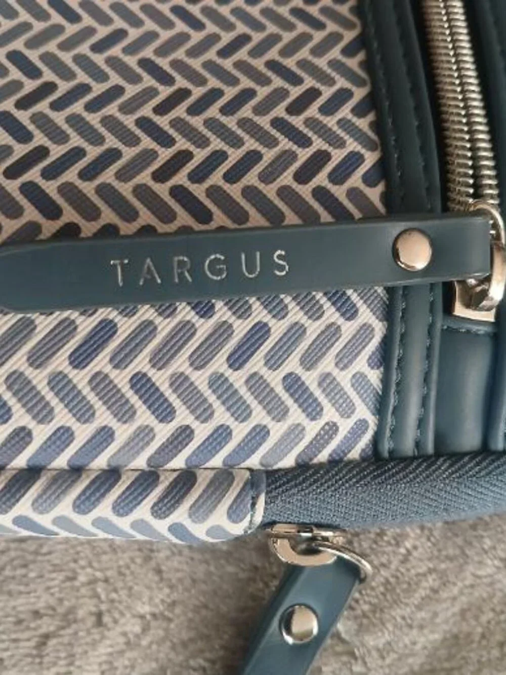 Targus laptop sleeve